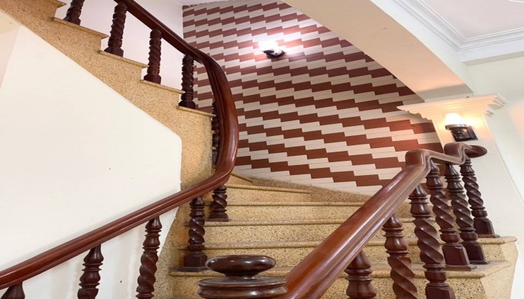 CHO THUÊ NHÀ NGÕ KHÂM THIÊN, ĐỐNG ĐA, 30M, 4 TẦNG, FULL NỘI THẤT XỊN SÒ, GIÁ12,5tr 0865089699